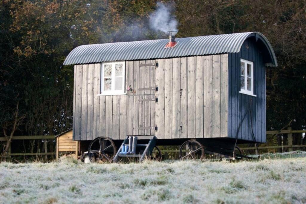 Molly Dishwasher Shepherds Hut Frant Экстерьер фото