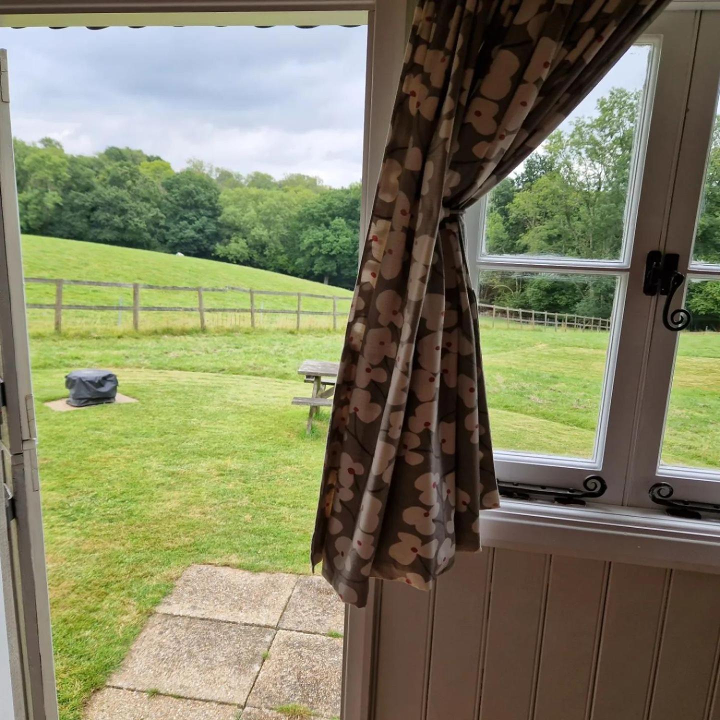 Molly Dishwasher Shepherds Hut Frant Экстерьер фото